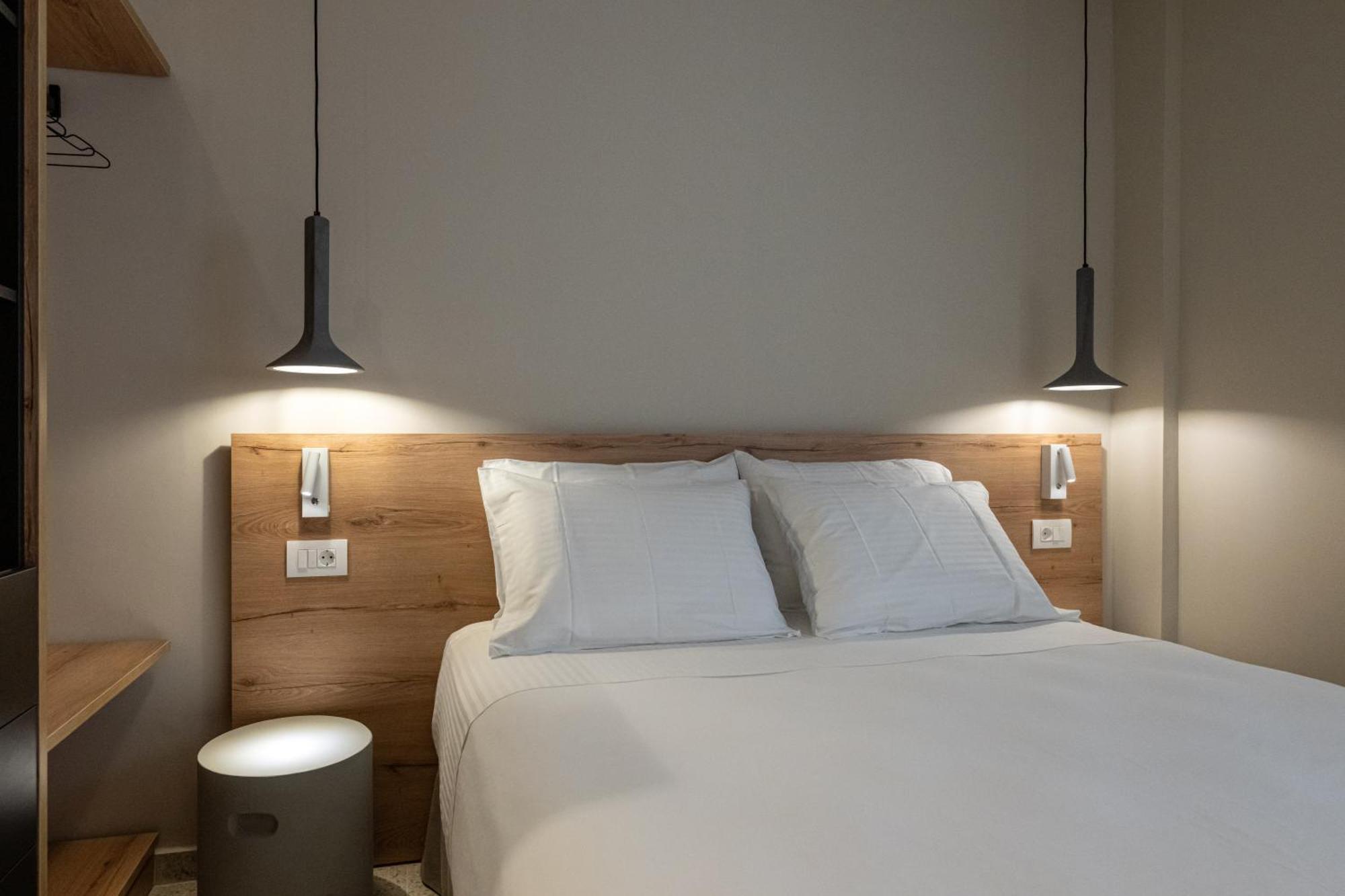 Asklipiou Cube - Kalamata Mediterranean Suites מראה חיצוני תמונה