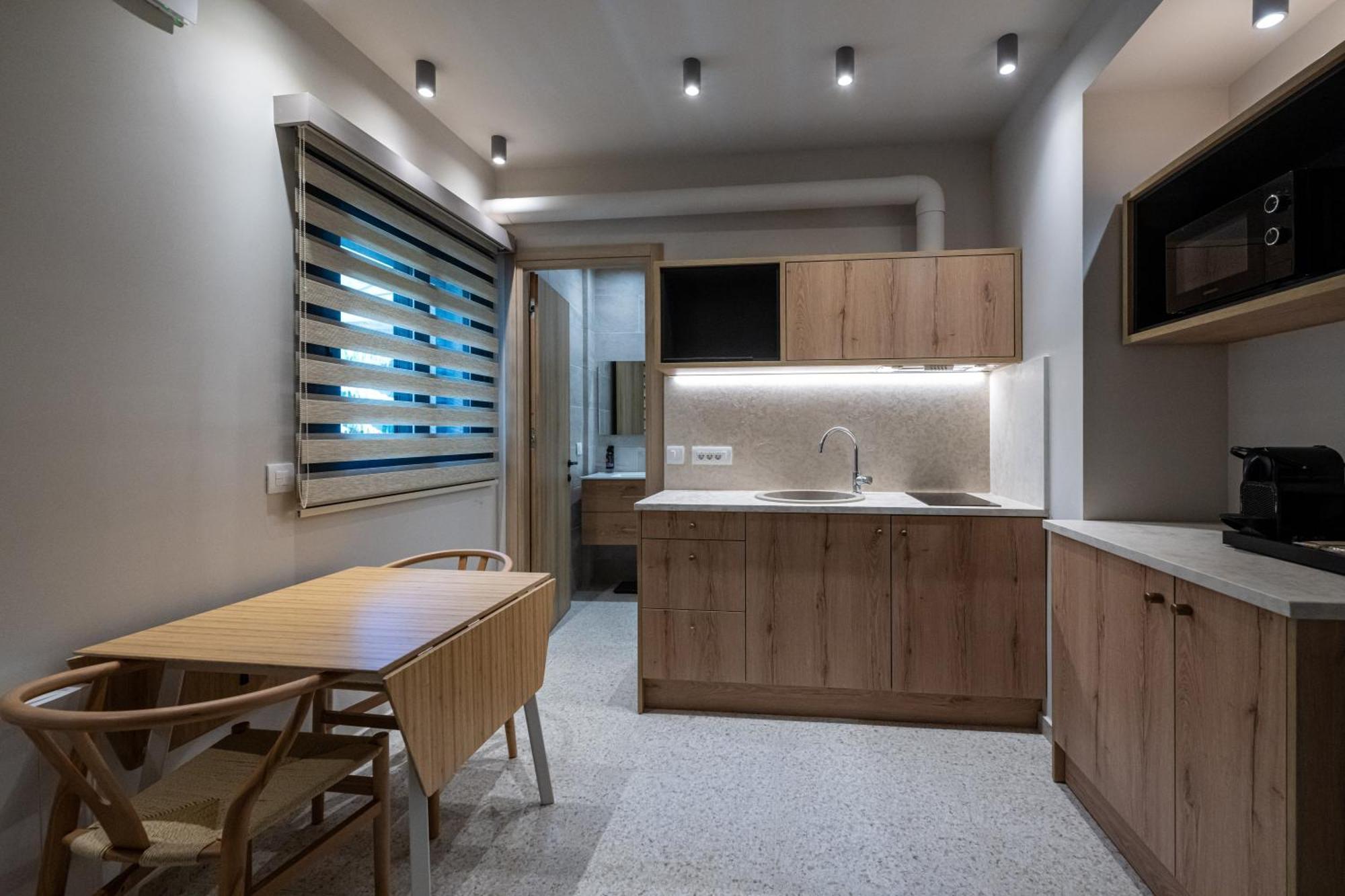 Asklipiou Cube - Kalamata Mediterranean Suites מראה חיצוני תמונה