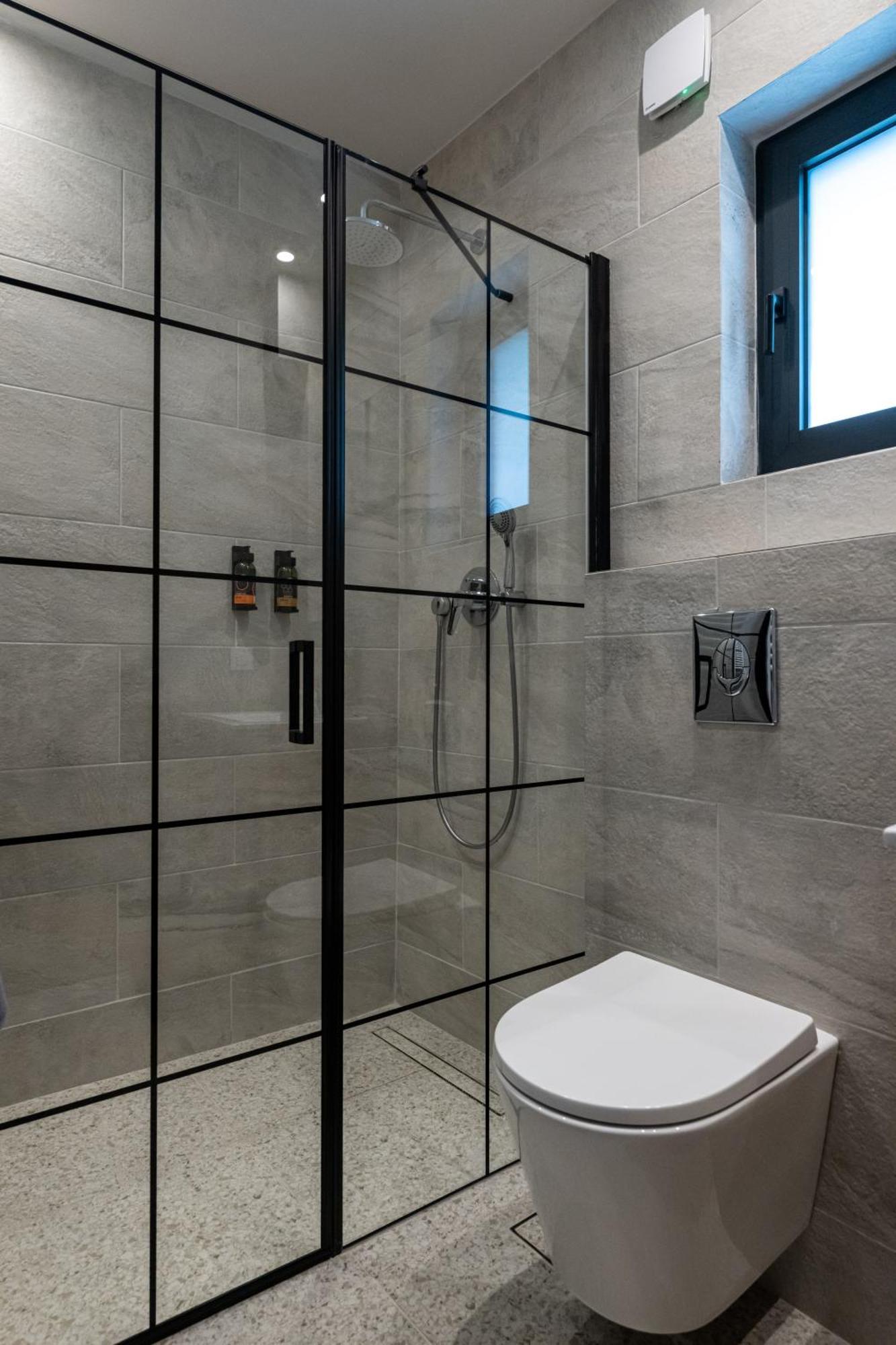 Asklipiou Cube - Kalamata Mediterranean Suites מראה חיצוני תמונה