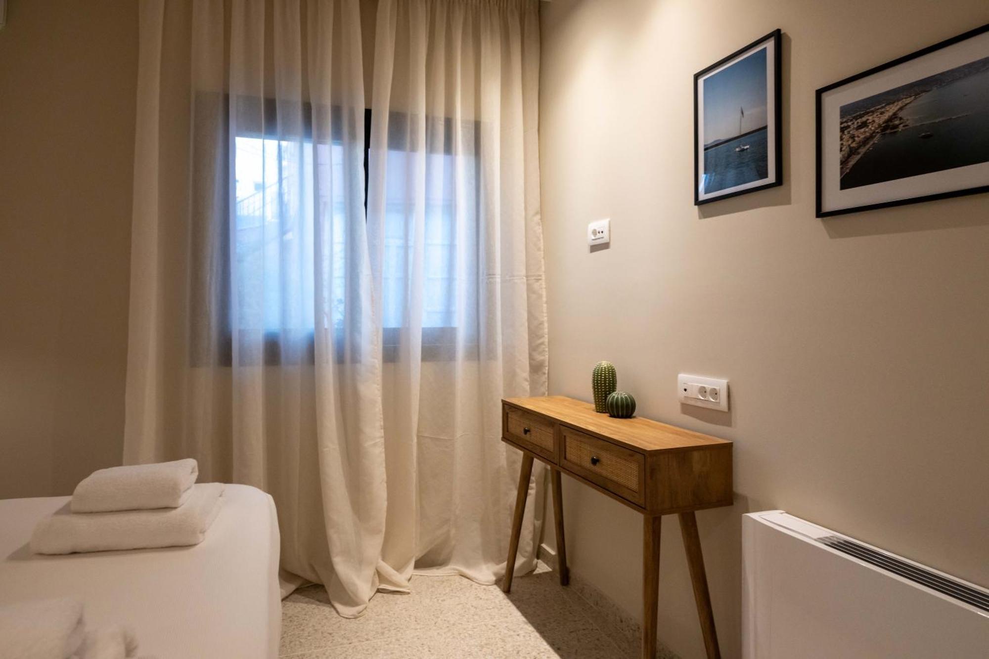 Asklipiou Cube - Kalamata Mediterranean Suites מראה חיצוני תמונה
