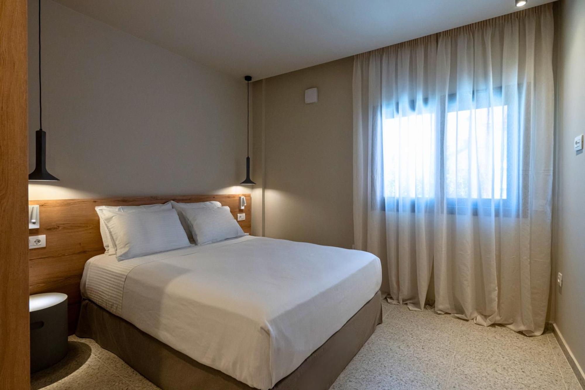 Asklipiou Cube - Kalamata Mediterranean Suites מראה חיצוני תמונה