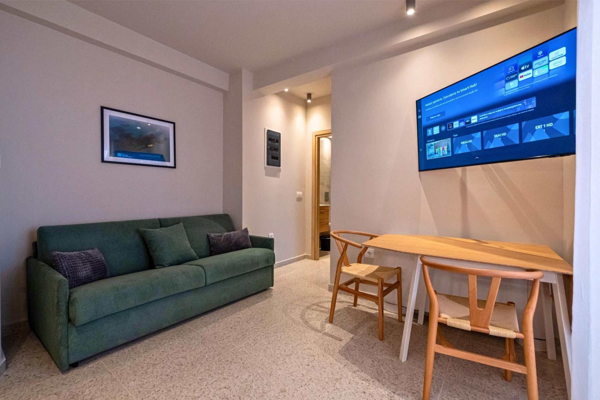 Asklipiou Cube - Kalamata Mediterranean Suites מראה חיצוני תמונה